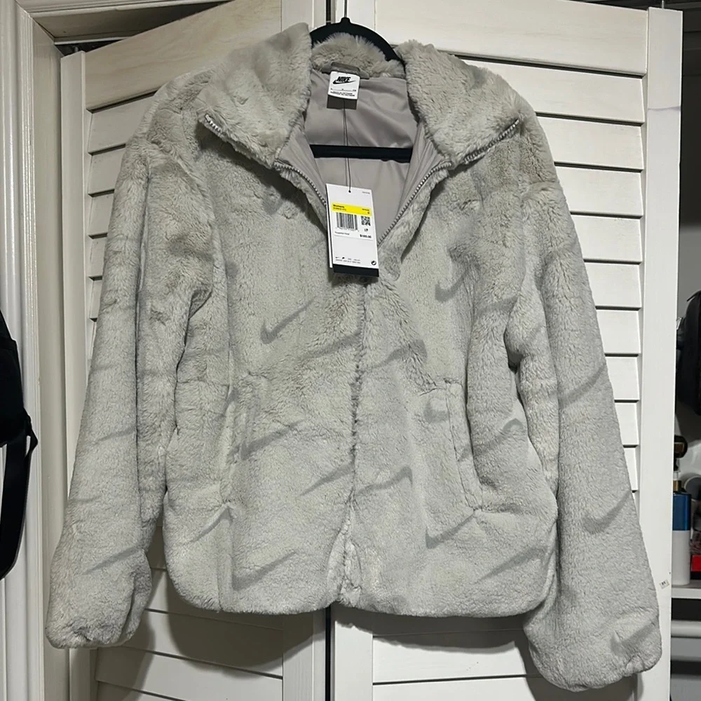 Nike Women's Gray Fleece Jacket - Picture 1 of 3